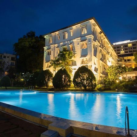 Hotel Suisse Kandy Exterior photo